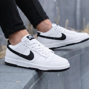 Nike Dunk Beyaz Siyah